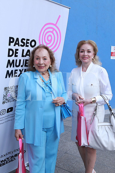 Aurora Cantú de Cagnasso y Adriana Garza de Santos