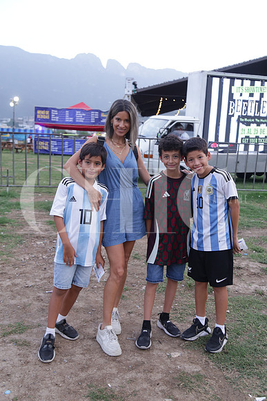 Lucas Muñoz, Marisa Mesa, Diego Garza. y Mateo Muñoz 1