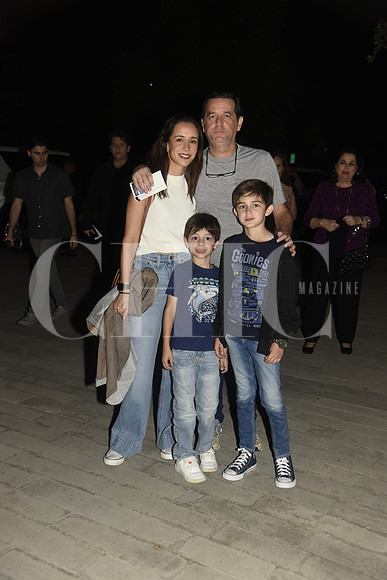 Stephanie Schiemann, Federico Santos, Alejandro Santos y FedericoSantos