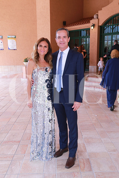 Martha de Chapa y Gerardo Chapa (2)
