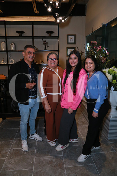 José Angel Coabello, Pily Mar de Coa, Angely Marco y María Angela Coa (2)