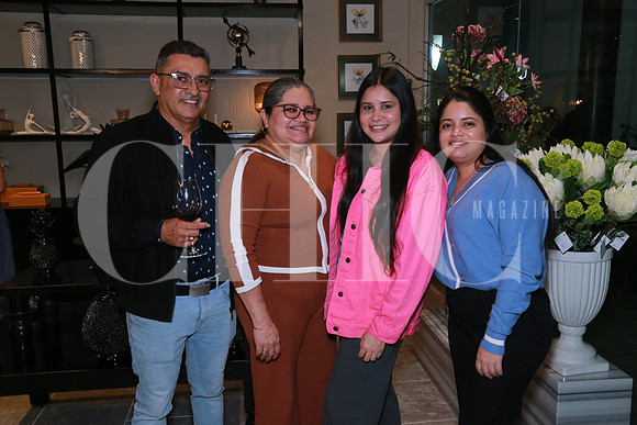 José Angel Coabello, Pily Mar de Coa, Angely Marco y María Angela Coa