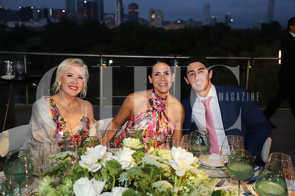 Ana Girdard, Diana Matiella y José Andrés Rosiñol 0