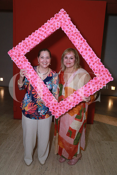 Alejandra Llaguno de Matei y Lucia Bueno (2)