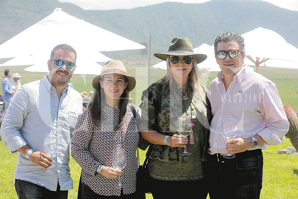 Antonio Ponton, Mirna Garza, Adriana Zavala de Cortázar y Alejandro Cortázar (2)