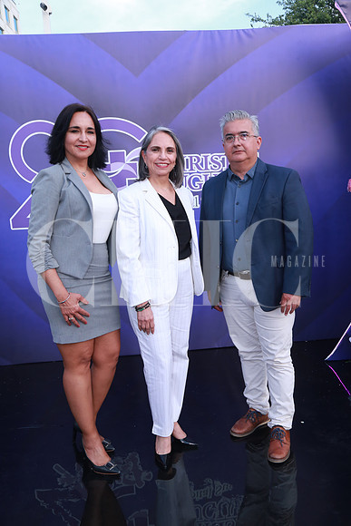 Gabriela Iglesias, Erendira Rodríguez y Aquiles Quiroga (3)