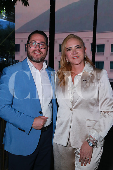 Juan José Escalera y Sandra Ceniseros (3)