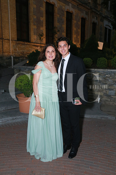 Bertha Reynoso y Adrián Peart (2)