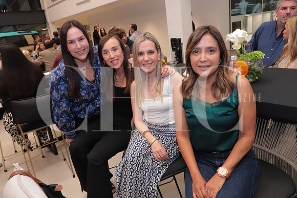 Lucy Rivas, Carmen Martínez, Carola Santos y Gaby Galarza 2