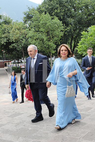 Alejandro Junco y Esposa 1