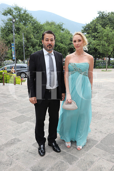 Juan Pablo Heinze y Alejandra Garza 0