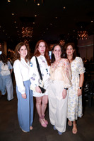 Carmen López Barro, Ane López Barro, Claudia López Barro y Gaby cantú de Treviño