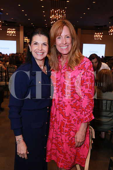 Janet de Wapinsky y Magaly Meyer de Guerra