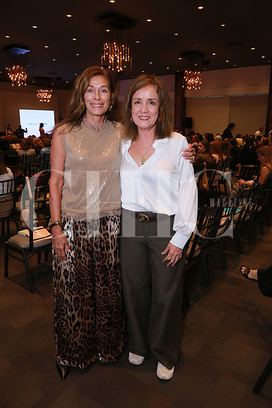 Rebeca Clouthier y Lola Ramos (2)