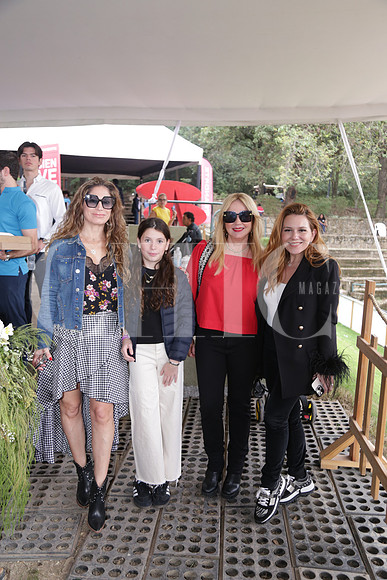 Michelle Karren, Vera Garcia, Marcela Ayala y Lily Pierce