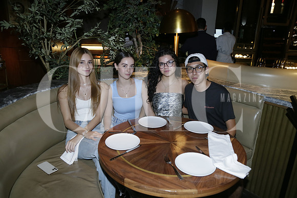 Ximena Cano, Renata Backmann, Andrea Verastegui y Emiliano Vázque