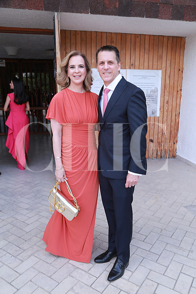 Carmen Garza T. y Antonio Salinas (2)