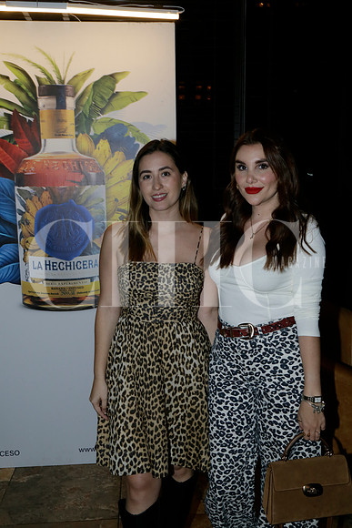 Paulina Zuñiga e Iris Briseño (6)