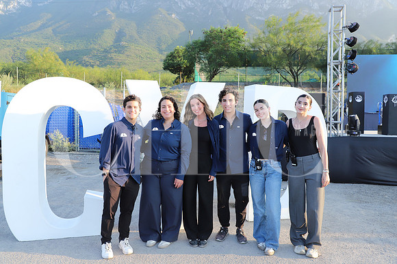 Rodrigo Sáenz, Paloa Berber, Paulina Benitez, Arturo Farias, Mina Garza y Alicia Muzquiz 0