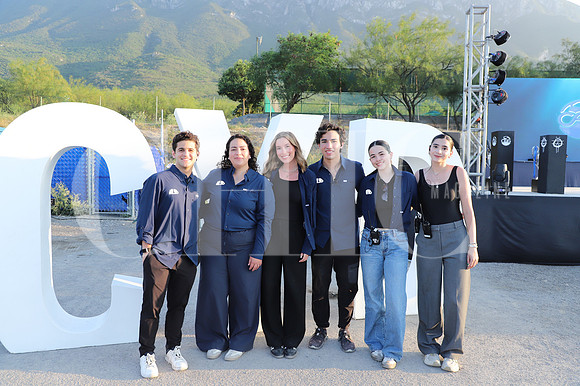 Rodrigo Sáenz, Paloa Berber, Paulina Benitez, Arturo Farias, Mina Garza y Alicia Muzquiz 1