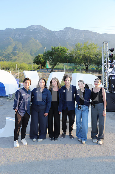 Rodrigo Sáenz, Paloa Berber, Paulina Benitez, Arturo Farias, Mina Garza y Alicia Muzquiz 5