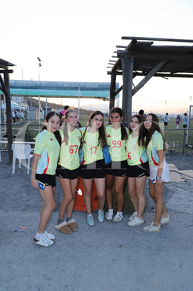Andrea Arechiga, Ana Lucia Casillas, Anya de Salazar, Majo Gallegos y Alicia Centeno 1