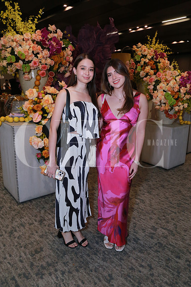 Andrea Cárdenas y Ximena Montalvo (2)