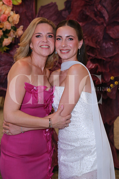 Claudia Reyes de Montalvo y Ana Montalvo (6)