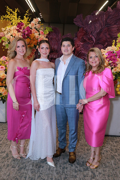 Claudia Reyes de Montalvo, Ana Montalvo, Joel Mauricio Sepulveda y Deyra De la Paz de Sepulveda