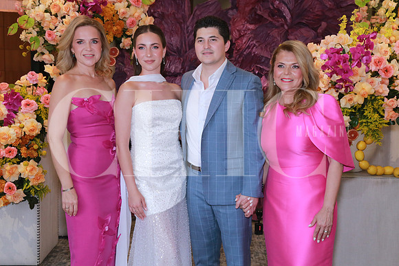 Claudia Reyes de Montalvo, Ana Montalvo, Joel Mauricio Sepulveda y Deyra De la Paz de Sepulveda