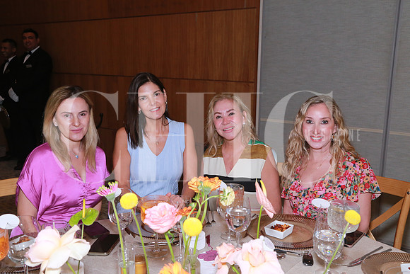 Gaby Garza de Gracida, Melissa Mendoza, Paty de Enriquez e Isamar Gutíerrez
