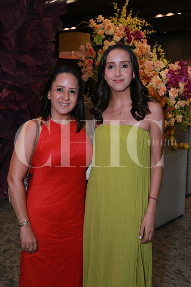 Karla Oyervidez y Fernanda Breseda