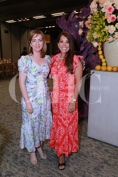 Martha Támez de Garza y Emma Martínez (2)