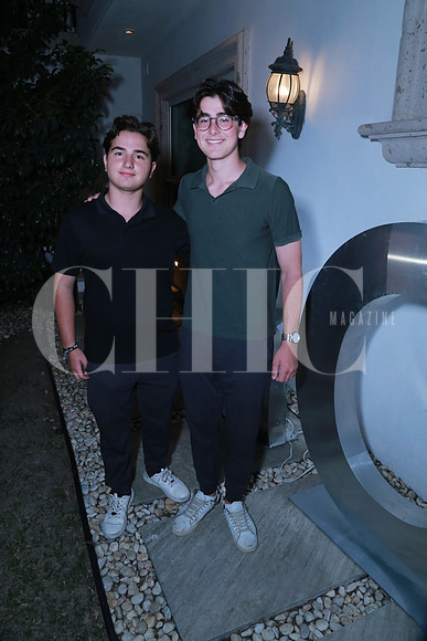 Pablo De la Garza y Pedro Pompa (4)