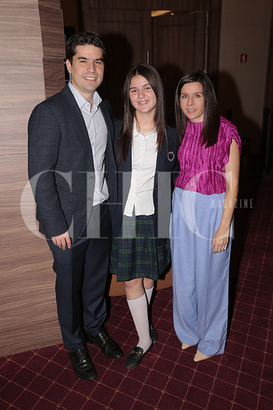 Alejandro Gil, Katiana Zambrano y Katiana Gil 2