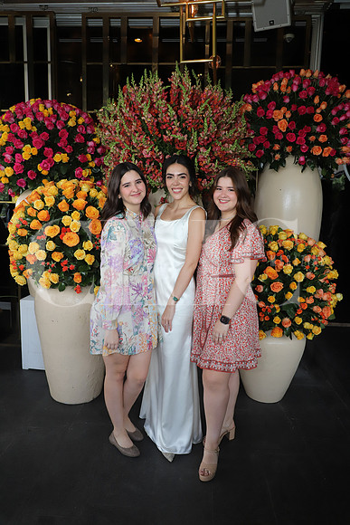Anilu RIvero, Lucia Treviño y Fernanda Rivero 0