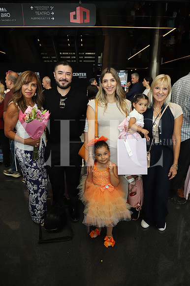 Patricia Martínez, Antonio Batres, Paulina Valdes, Georgina Median, Alessa Valdez y Alegra Tamez 0