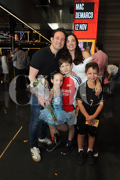 Luis Martínez, Marcela Chata, Luis Martínez y Marcel Martínez 1
