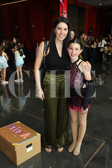 Marian Quiroga de Azcunaga y Mariana Azcunaga 0