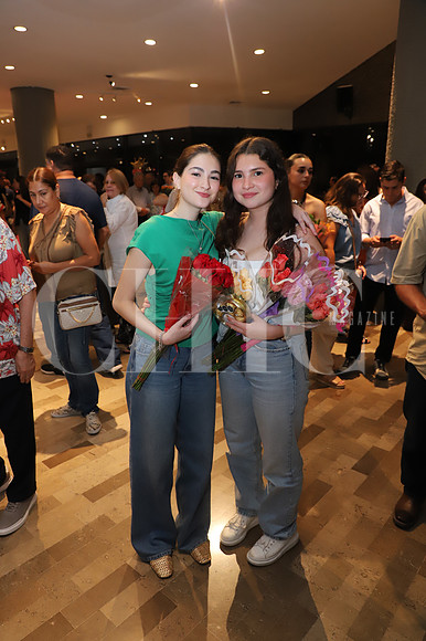 Nancy Villarrel y Regina Escudero 1