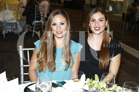 Cecy Álcaraz y Evelyn Alcaraz (2)