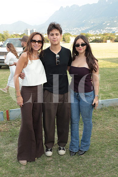 Bertha de la Fuente, Rodrigo Ayala y Anabela Guerra 2
