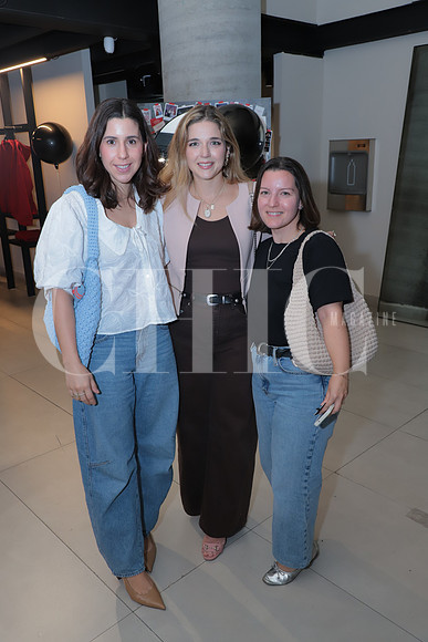 Barbara Fernandez, Lucila Garza y Barbara Bremer 1