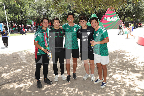 José Guerra, Rafael Vela, Alejandro Maltos, Leo Elizondo y Francisco Castillo 3