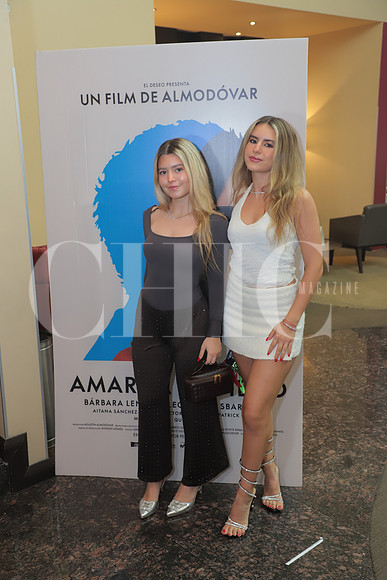 Selene Gonzalez y Miranda Gonzalez 2