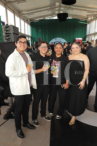 Angel García, Eugenio León, Carol H Solis y Valeria Chavez 4