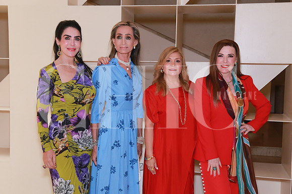 Martha de Ruíz, Alexandra Castro, Claudia Chávez de García y Marlene Dávila
