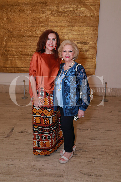 Martha Rangel y Sandra Santos de De la Garza (3)