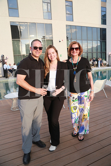 Marco Dávila, Cecilia Dávila y Yazmín Nieto (2)