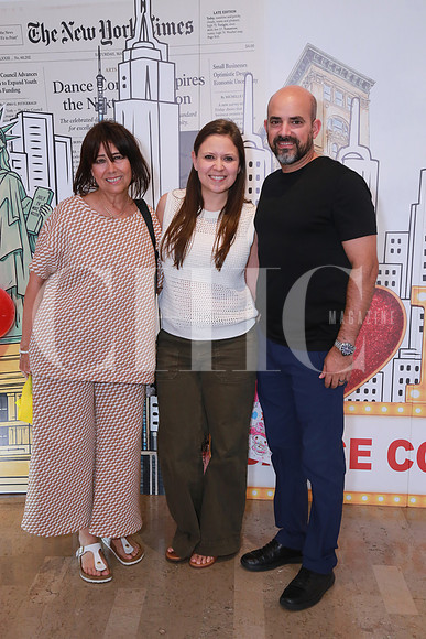 Luly Cavazos, Paulina Garza y Mario Cavazos (2)